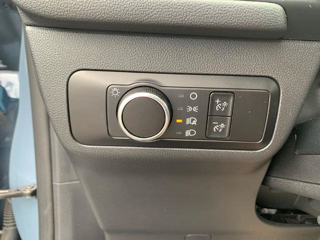 Certified 2025 Ford Escape Active w/ Cold Weather Package AWD/4WD image 37