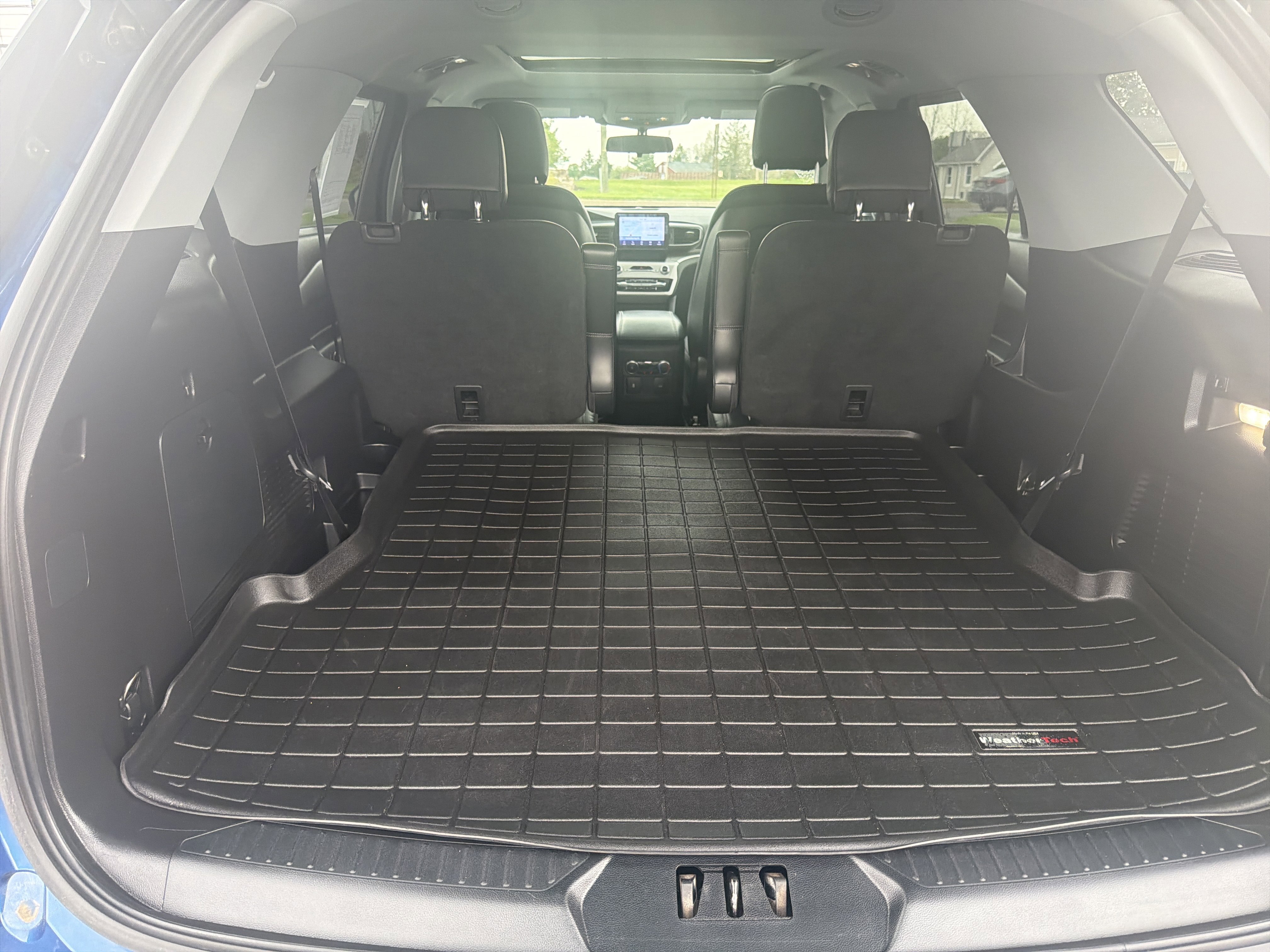 Certified 2020 Ford Explorer XLT w/ Equipment Group 202A AWD/4WD image 5