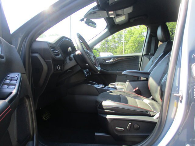 Certified 2024 Ford Escape ST-Line w/ Tech Pack #1 AWD/4WD image 26
