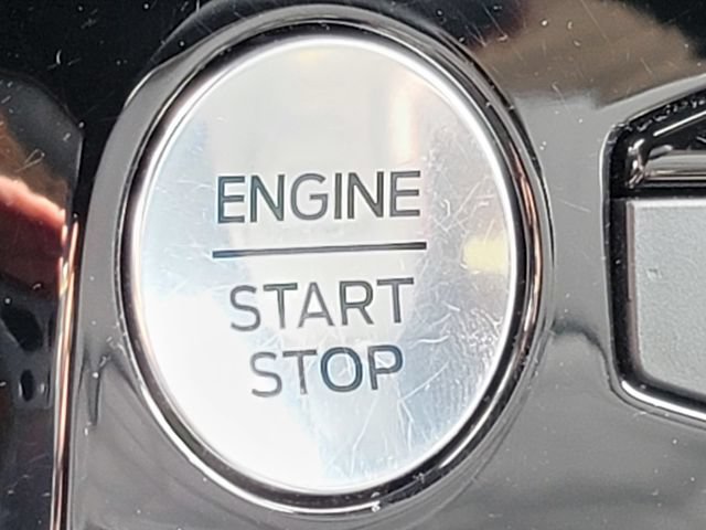 Certified 2023 Ford Escape ST-Line Elite w/ Premium Technology Package AWD/4WD image 8