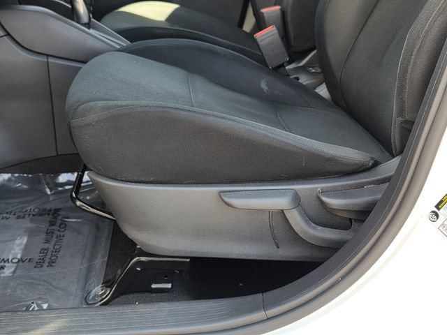 Used 2024 Nissan Kicks S FWD image 15