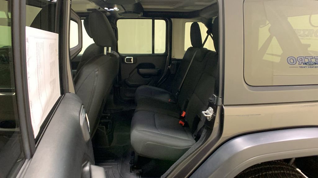 Used 2020 Jeep Wrangler Unlimited Sport S image 23