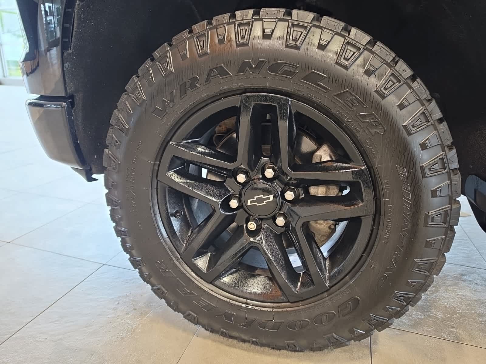Used 2022 Chevrolet Silverado 1500 LT Trail Boss AWD/4WD image 16