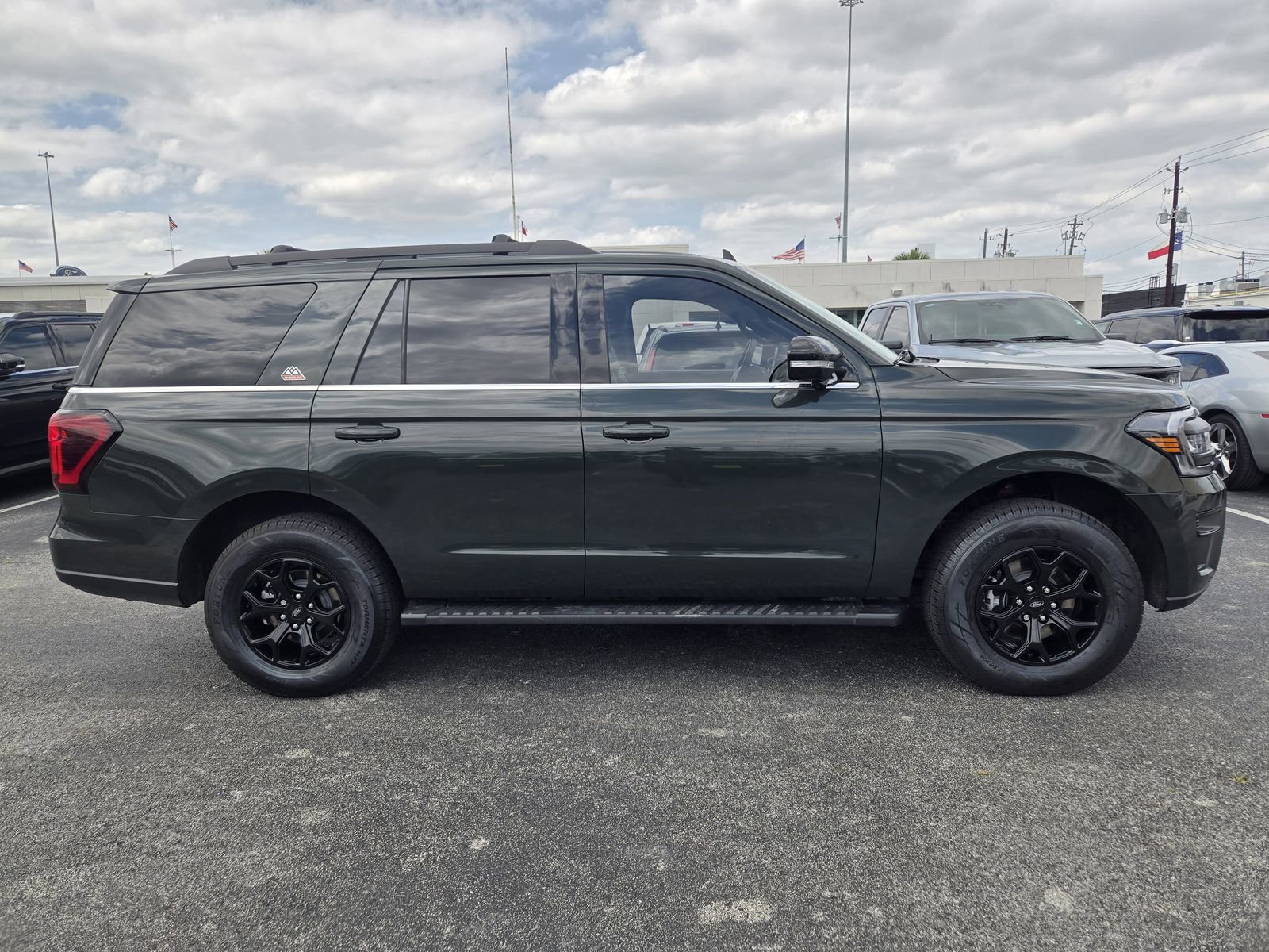 Certified 2023 Ford Expedition Timberline AWD/4WD image 4