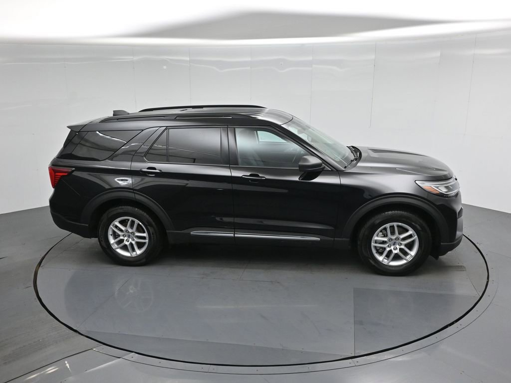 Certified 2025 Ford Explorer Active image 53
