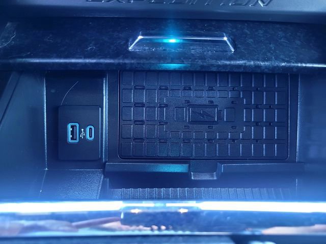 Certified 2022 Ford Expedition Max Limited image 19