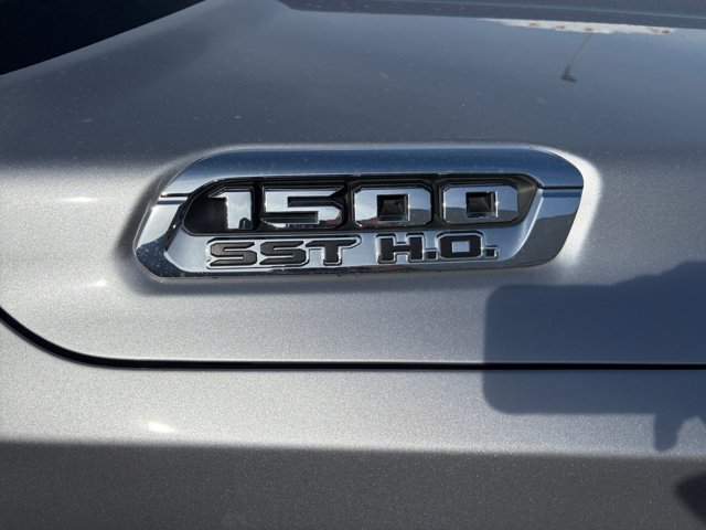 Used 2025 RAM 1500 Limited AWD/4WD image 24