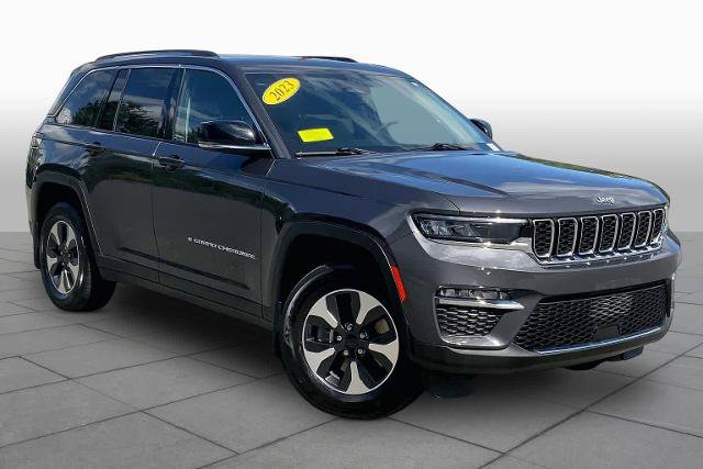 Used 2023 Jeep Grand Cherokee 4WD 4xe image 3