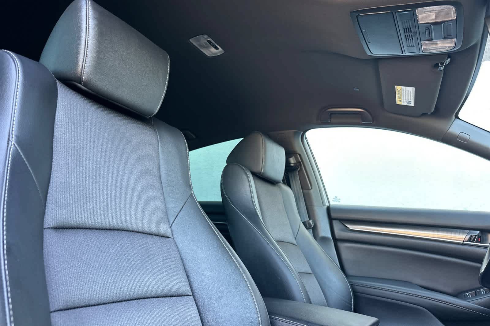 Used 2020 Honda Accord Sport image 17