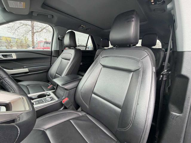 Certified 2024 Ford Explorer XLT w/ Equipment Group 202A AWD/4WD image 12