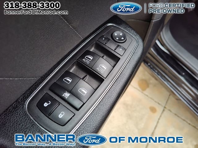 Used 2023 Dodge Charger SXT image 13