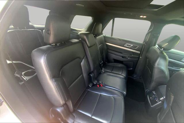 Certified 2019 Ford Explorer XLT w/ Equipment Group 202A AWD/4WD image 20