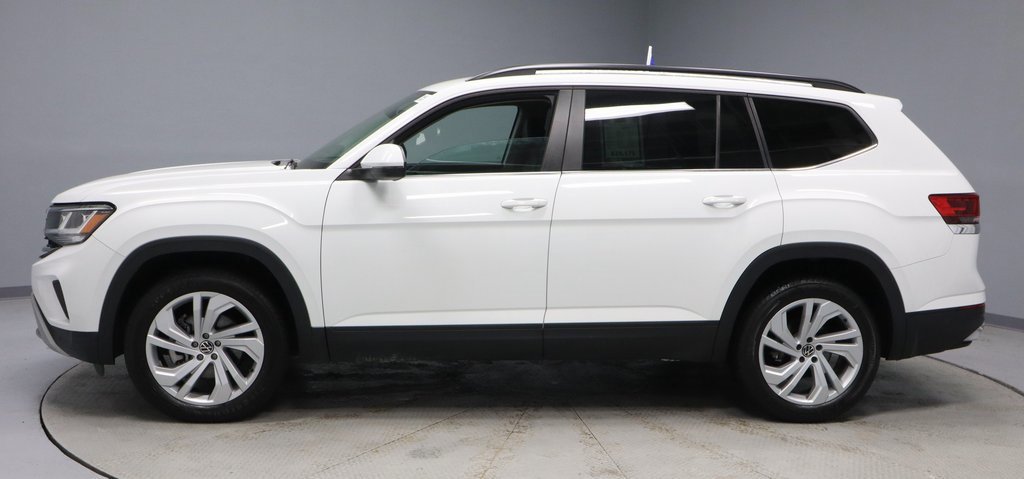 Used 2022 Volkswagen Atlas SE image 2