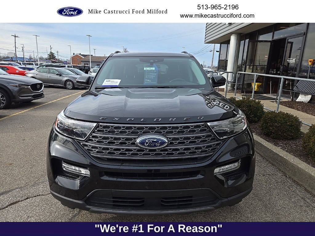 Certified 2024 Ford Explorer XLT w/ Equipment Group 202A image 6