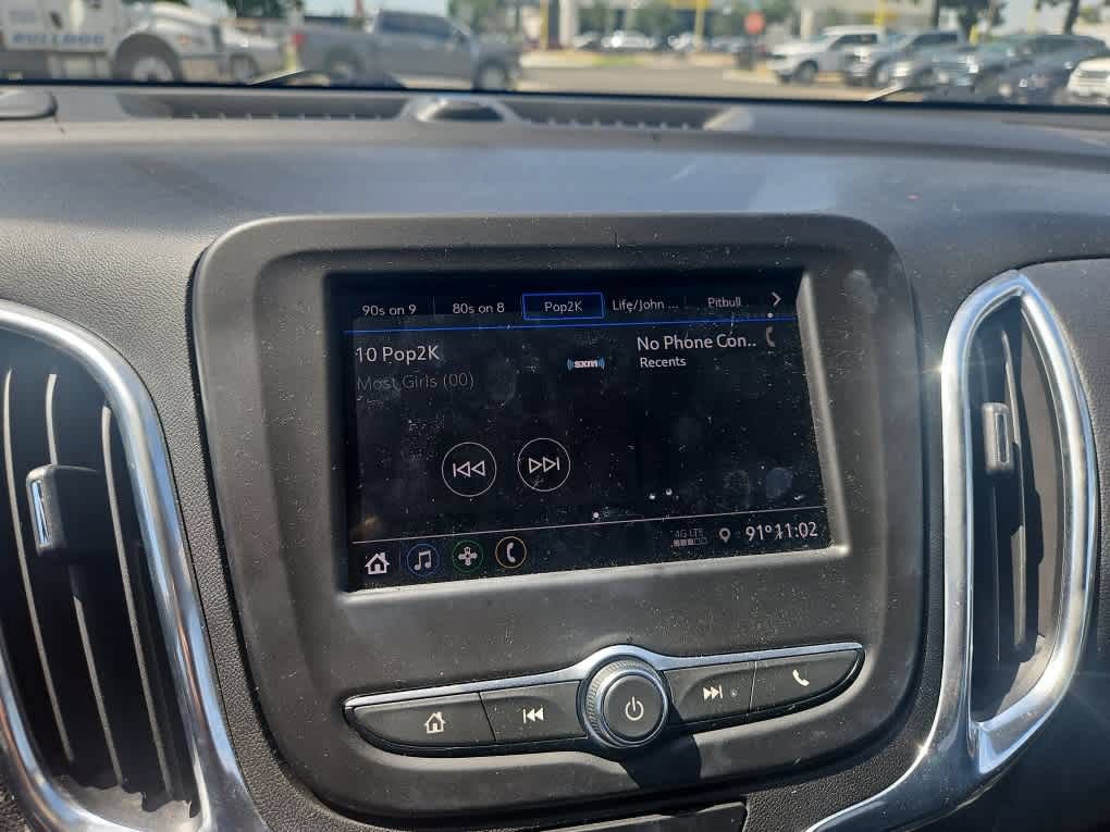 Used 2020 Chevrolet Equinox LT FWD image 16