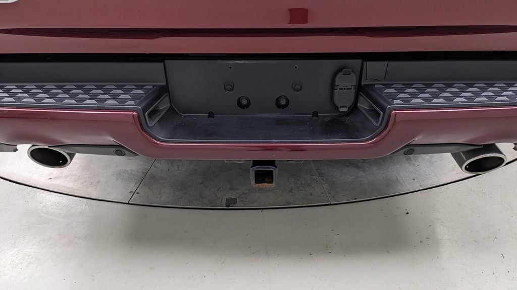 Used 2022 RAM 1500 Limited w/ Body Color Bumper Group image 6