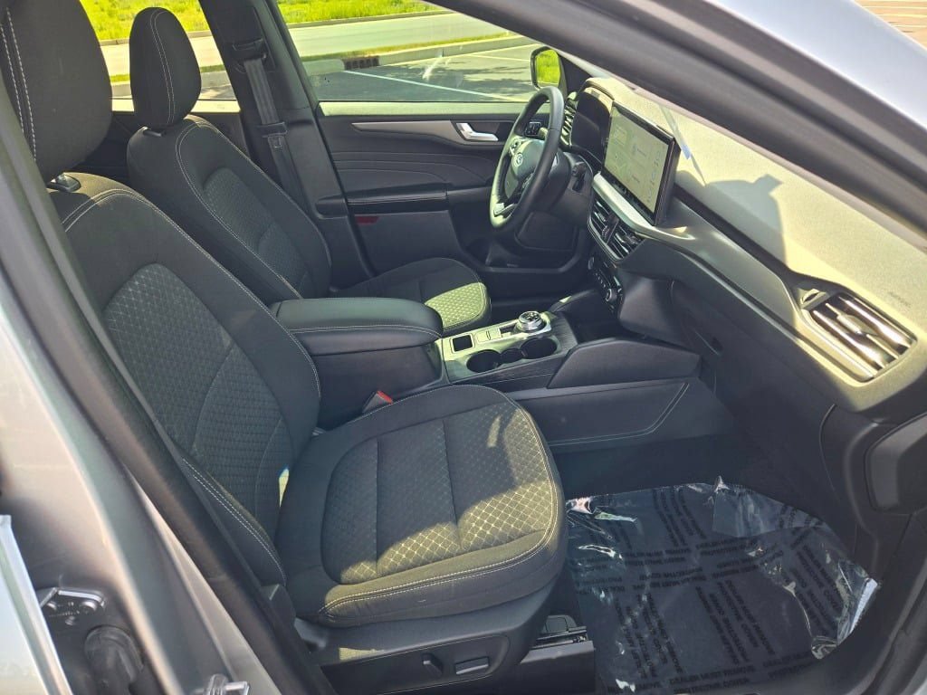Certified 2023 Ford Escape Active w/ Tech Pack #2 AWD/4WD image 7