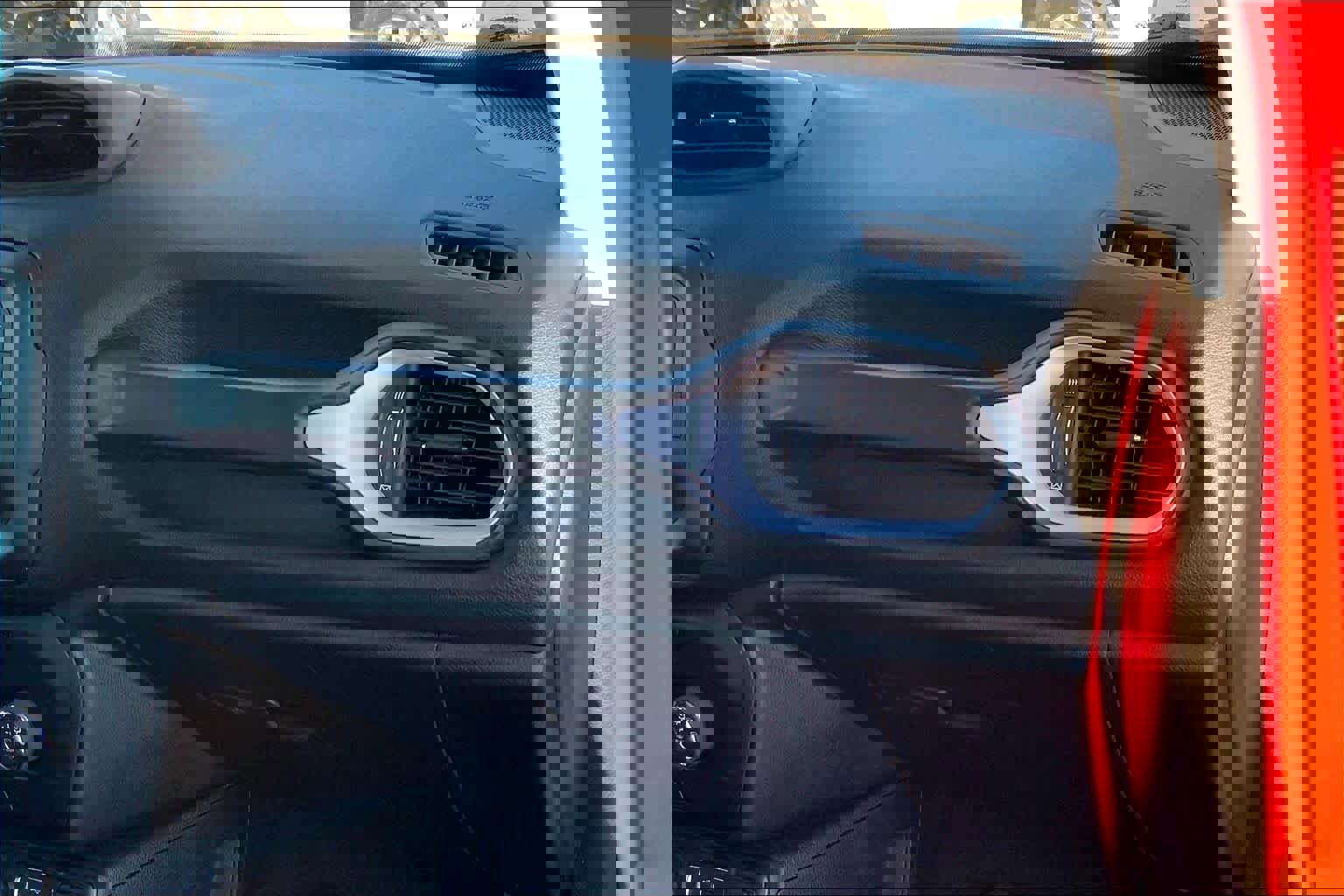 Used 2019 Jeep Renegade Sport image 18