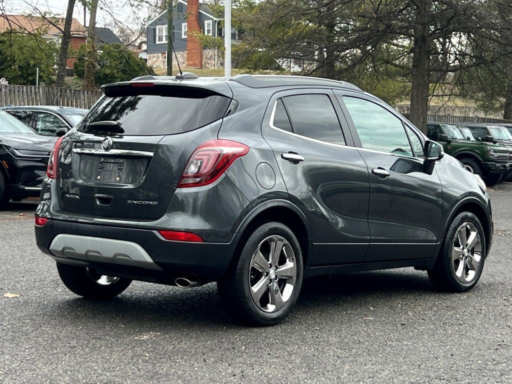 Used 2017 Buick Encore Preferred image 4
