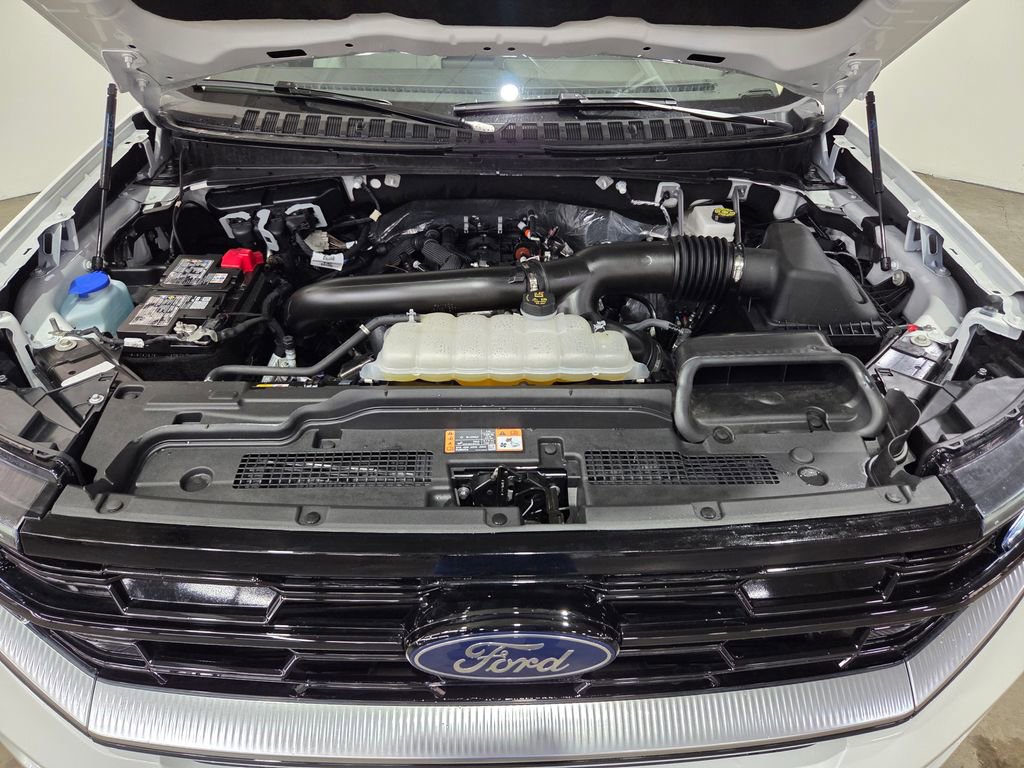 Certified 2025 Ford Expedition Platinum image 7