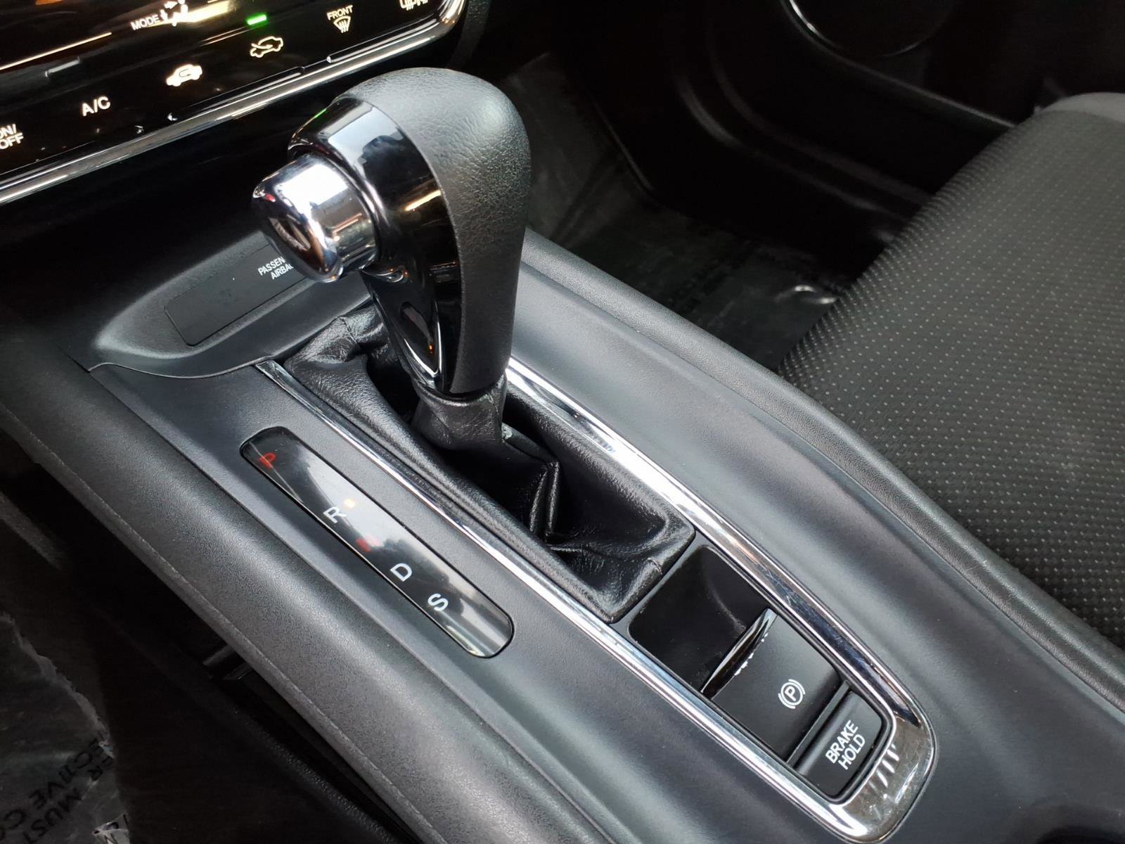 Used 2019 Honda HR-V EX image 25