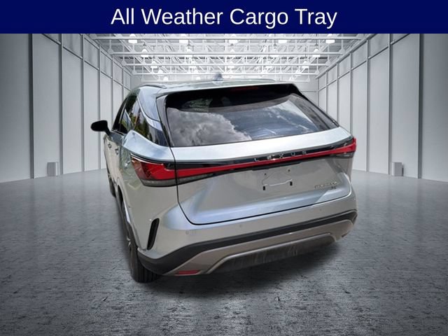 Used 2023 Lexus RX 350h w/ Accessory Package (2T) AWD/4WD image 11