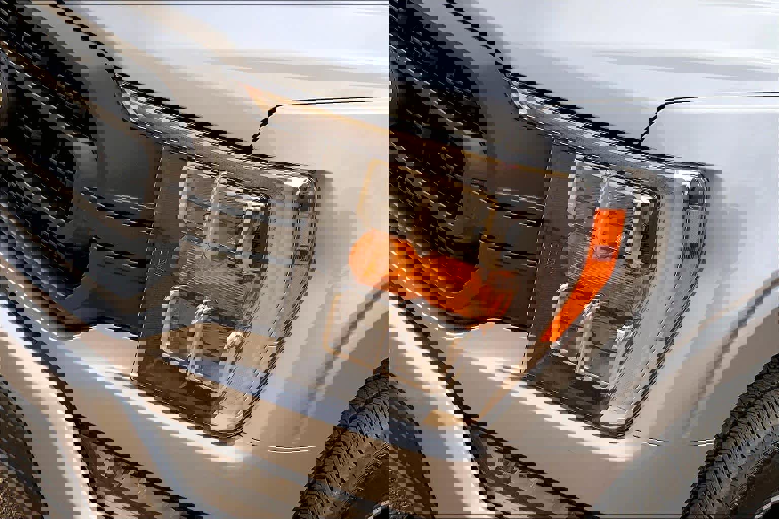 Certified 2022 Ford F150 XLT w/ Equipment Group 302A High image 28