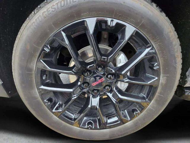 Used 2023 GMC Yukon XL Denali AWD/4WD image 39