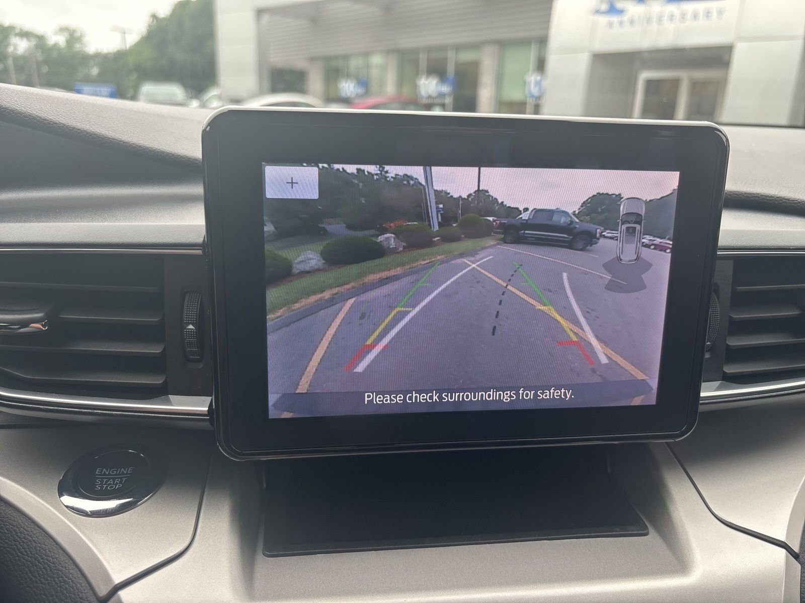 Certified 2022 Ford Explorer XLT w/ Equipment Group 202A image 23