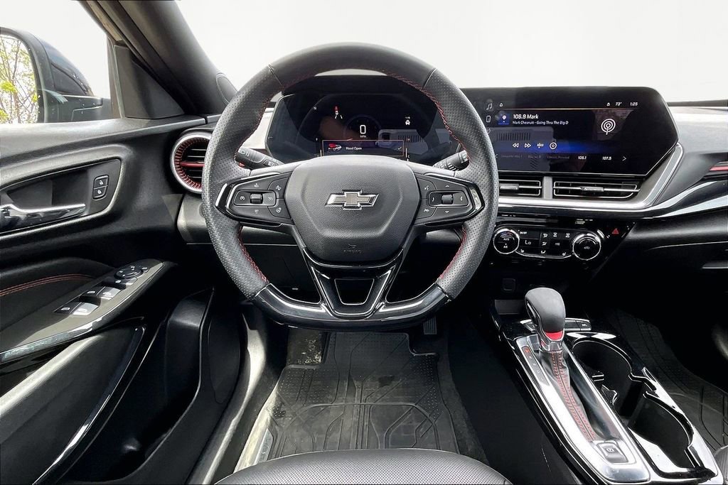 Used 2024 Chevrolet Trax RS w/ Driver Confidence Package FWD image 7