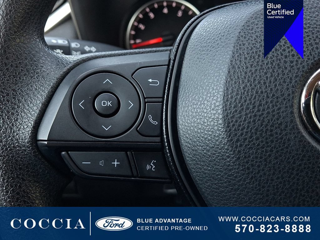 Used 2021 Toyota RAV4 LE AWD/4WD image 22