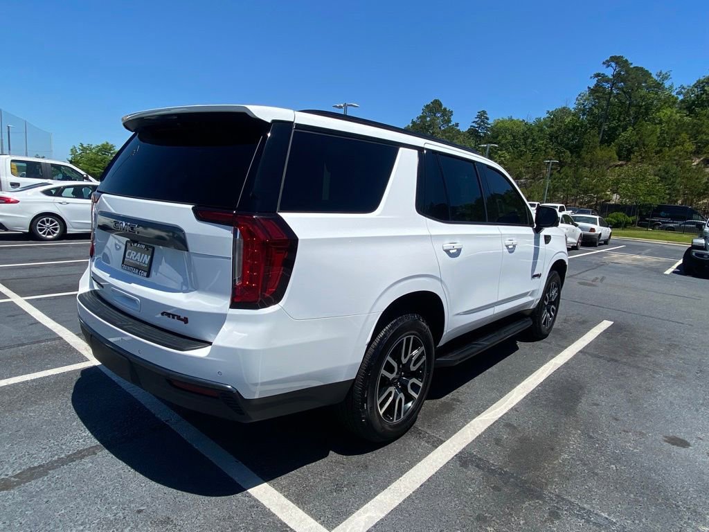Used 2023 GMC Yukon AT4 w/ Technology Package AWD/4WD image 6