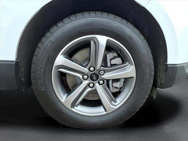 Certified 2024 Ford Edge SEL w/ Convenience Package image 11