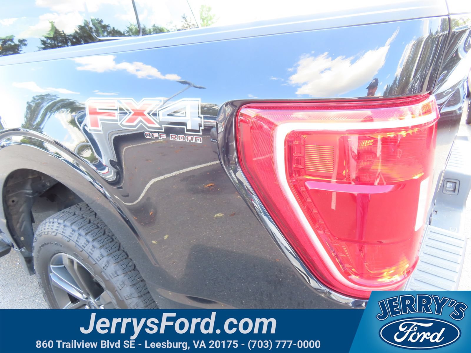 Certified 2021 Ford F150 XLT w/ Equipment Group 302A High AWD/4WD image 11