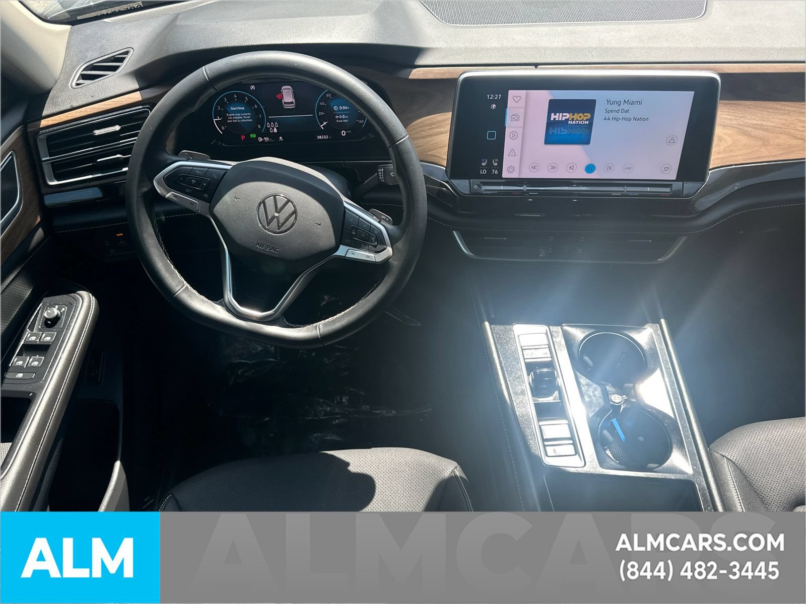 Used 2025 Volkswagen Atlas SE FWD image 27