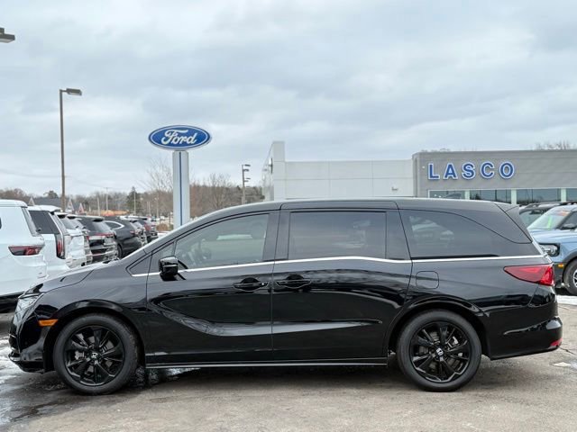 Used 2024 Honda Odyssey Sport image 4