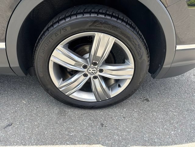 Used 2019 Volkswagen Tiguan SEL Premium AWD/4WD image 10