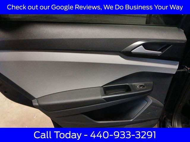 Used 2022 Volkswagen Taos S image 30