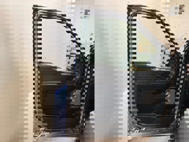 Certified 2025 Ford F150 Lariat w/ Equipment Group 502A High image 17