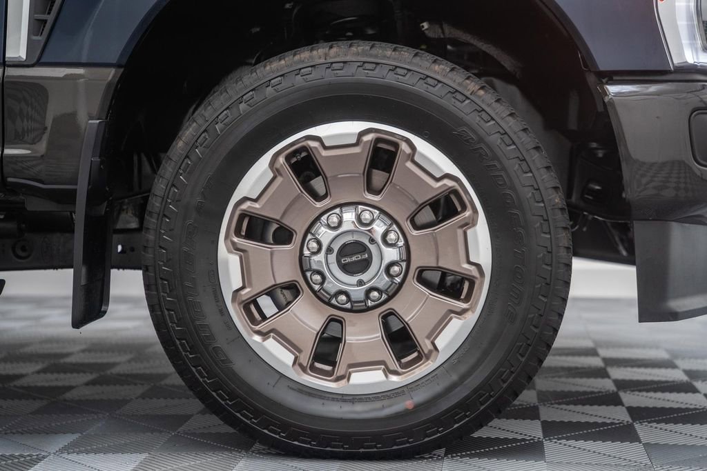 Certified 2025 Ford F250 King Ranch AWD/4WD image 21