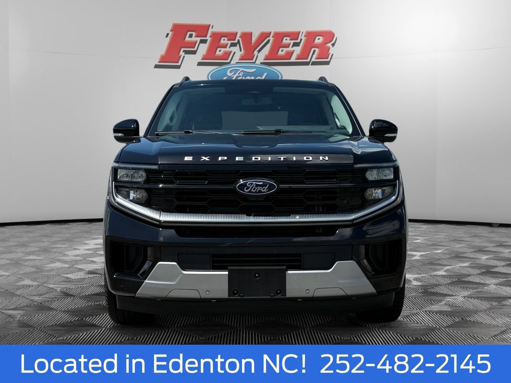 Certified 2026 Ford Expedition Max Platinum w/ Driver's Package AWD/4WD image 9