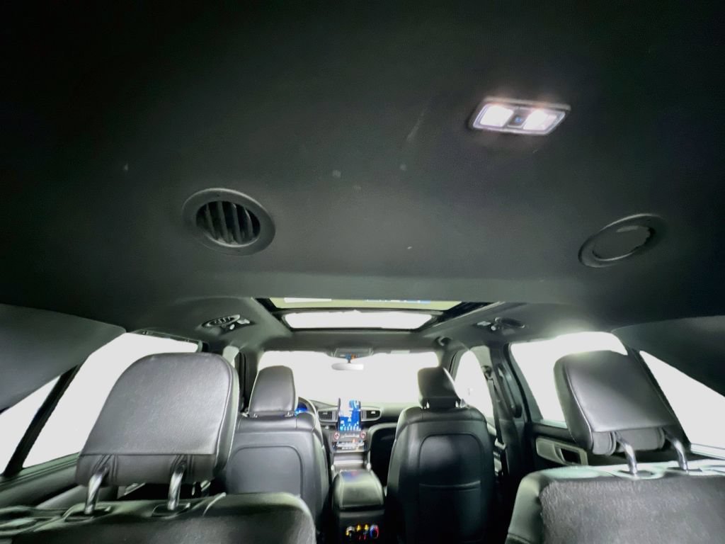 Certified 2020 Ford Explorer ST w/ Premium Technology Package AWD/4WD image 37