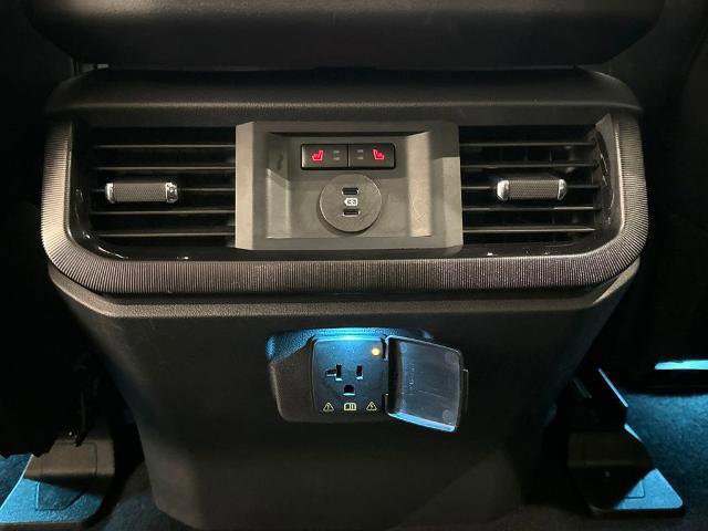 Certified 2025 Ford F150 Lightning Platinum image 33