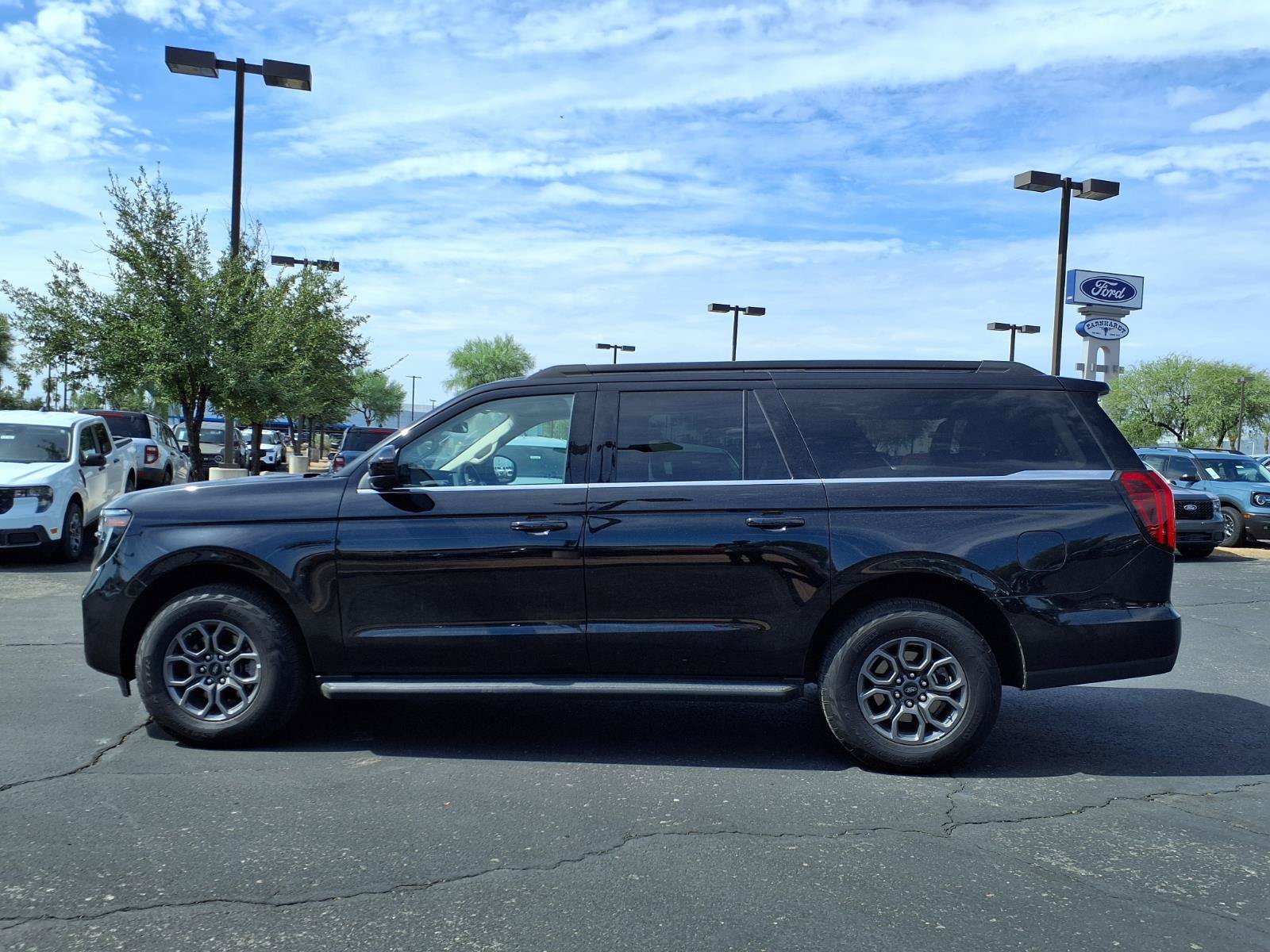 Certified 2025 Ford Expedition Max Active AWD/4WD image 3