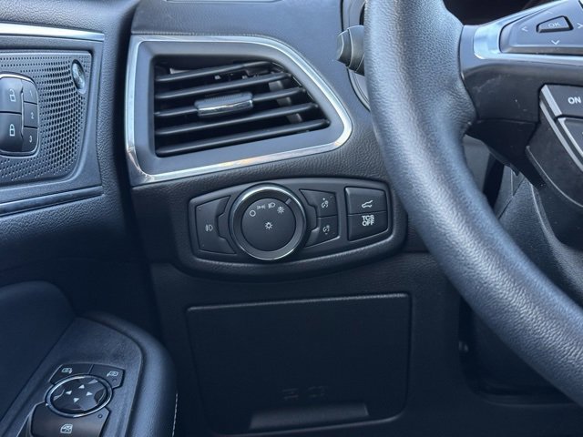 Certified 2022 Ford Edge Titanium w/ Class II Trailer Tow Package image 38