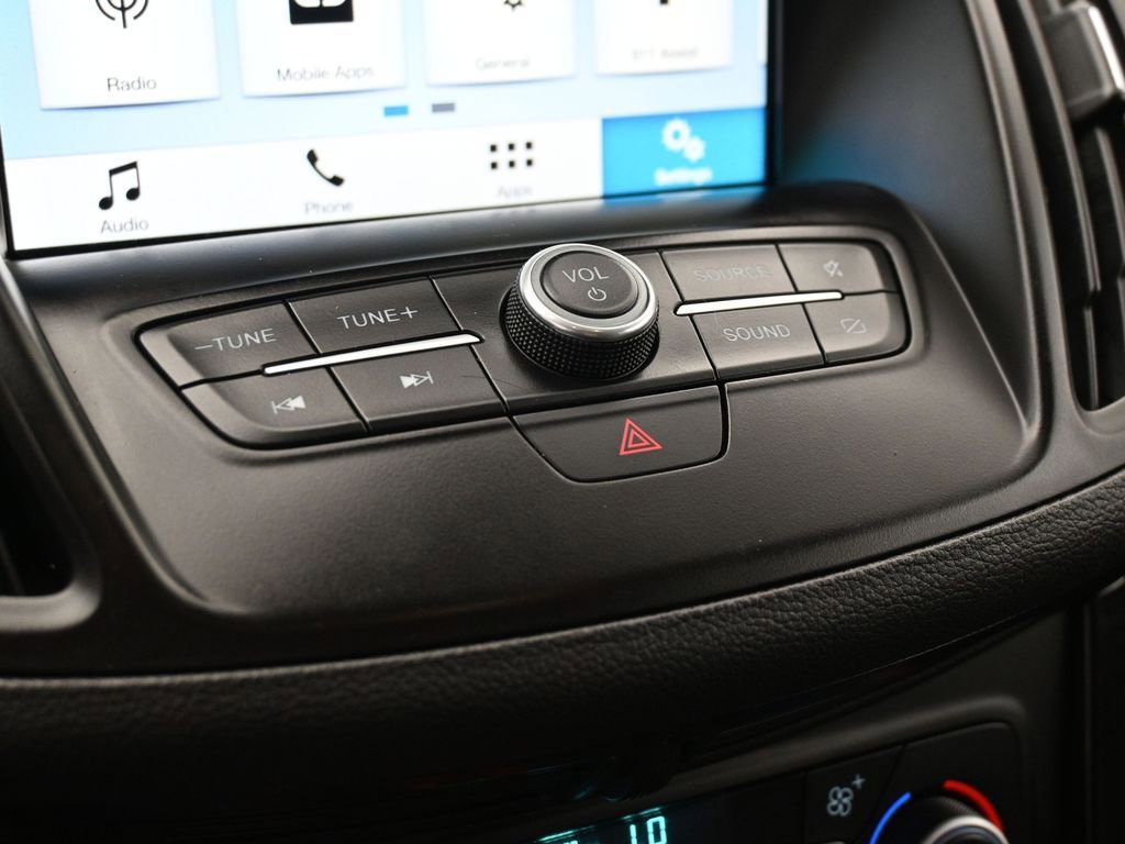 Certified 2019 Ford Escape SE image 44