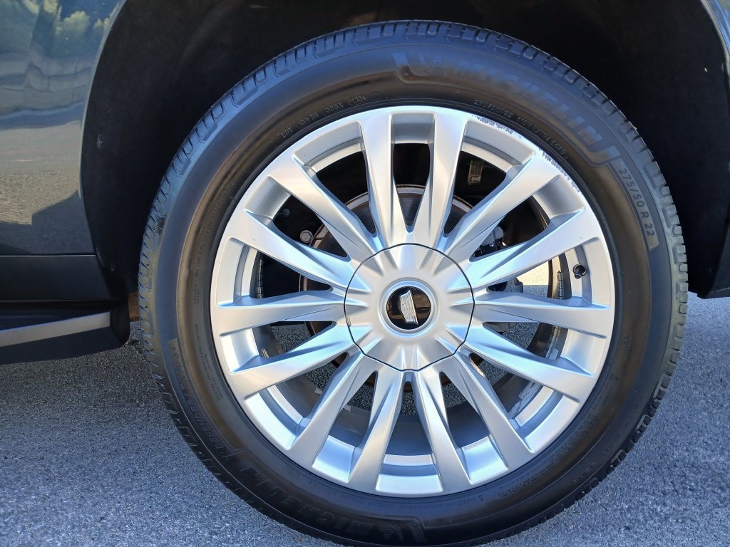 Used 2022 Cadillac Escalade ESV Luxury AWD/4WD image 26