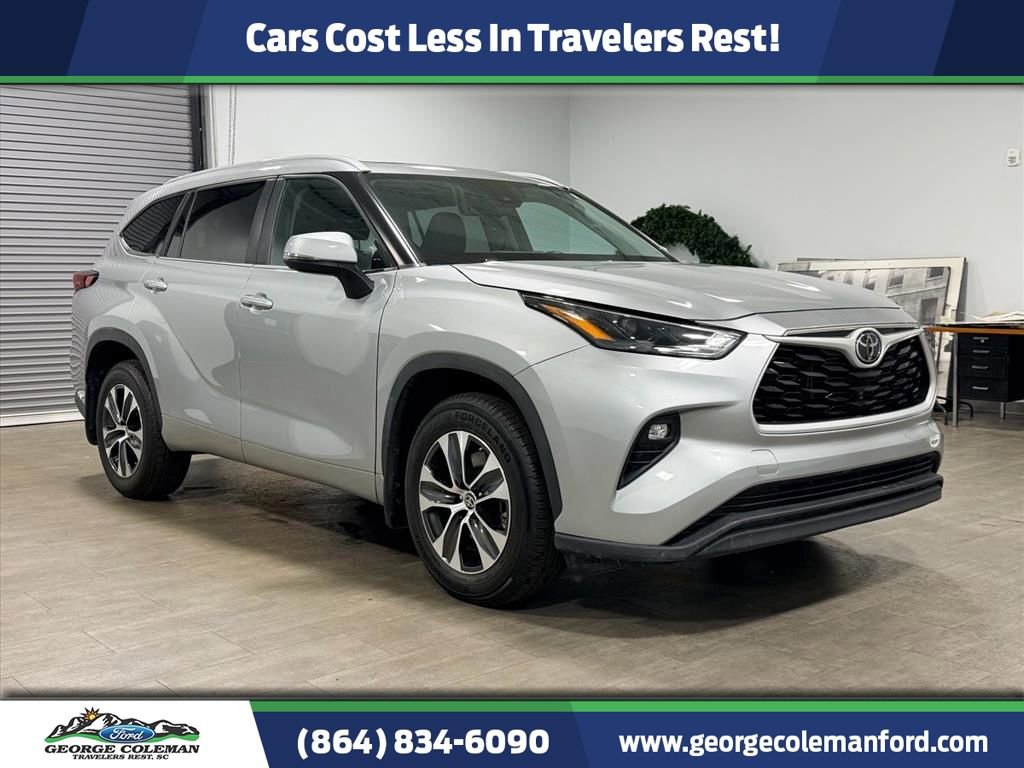 Used 2023 Toyota Highlander XLE