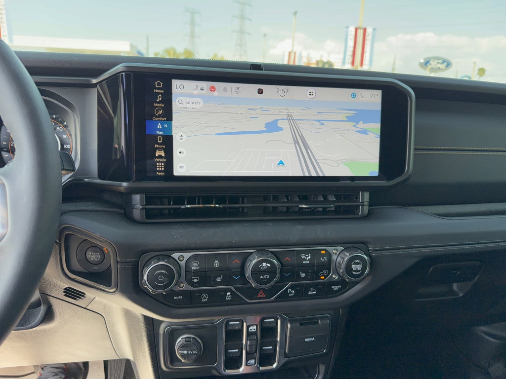 Used 2024 Jeep Wrangler Sahara w/ Technology Group image 22