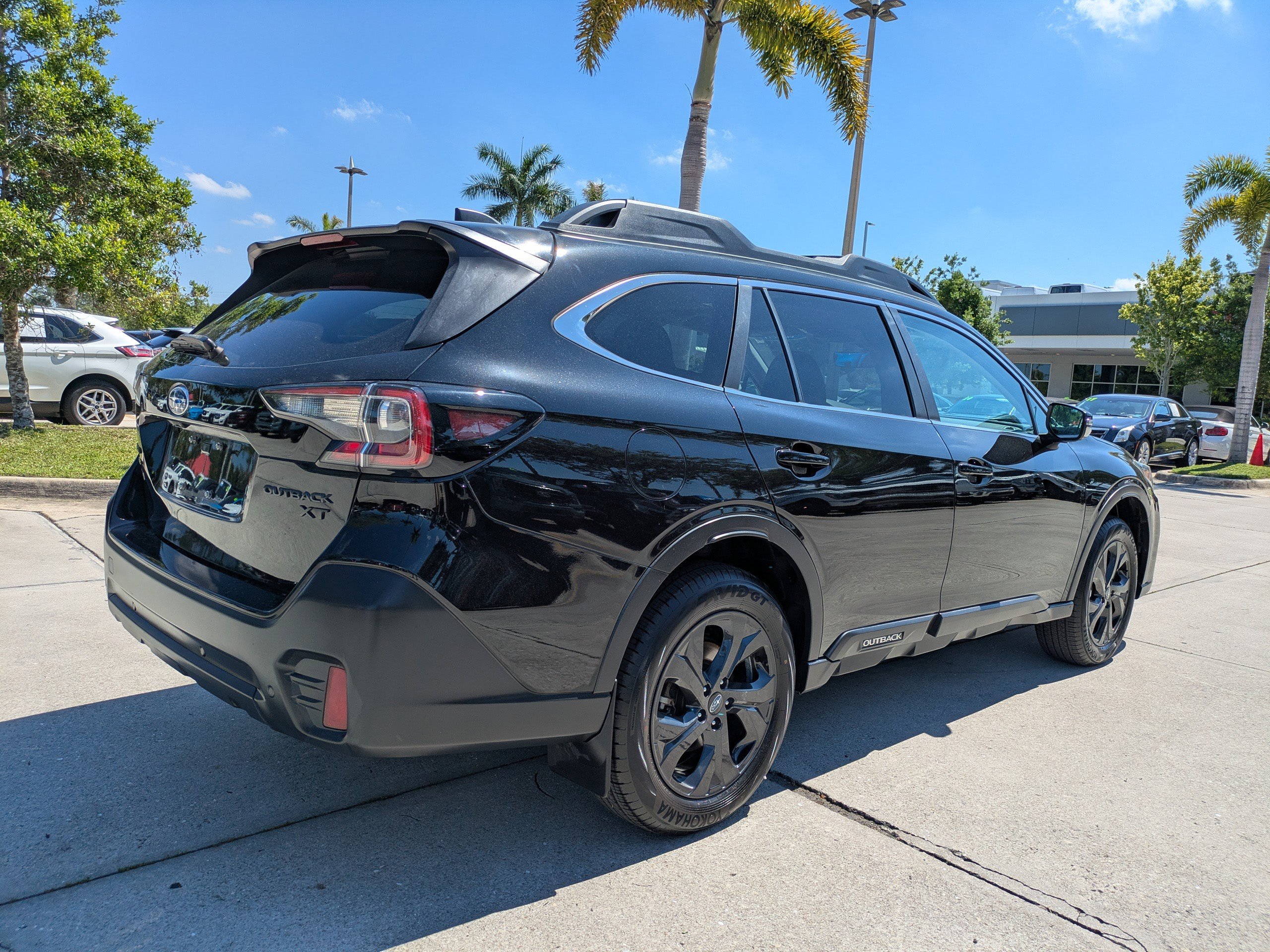 Used 2022 Subaru Outback Onyx Edition XT AWD/4WD image 4